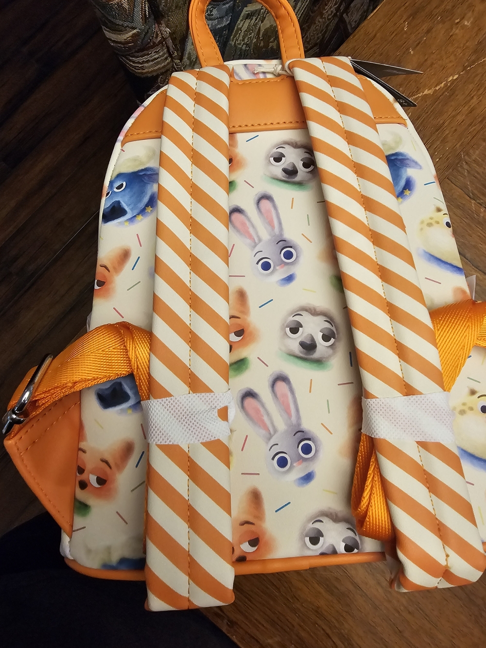 Loungefly Zootopia Mini Backpack - Multicolor - Picture 3 of 5